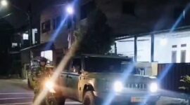 Tingkatkan Keamanan Wilayah di Bulan Ramadhan, Babinsa Patroli Siskamling dengan Komduk.