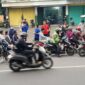 SMSI Tangsel Bagikan Takjil Kepada Pengguna Jalan