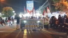 Kapolsek Tayu Kawal Takbir Keliling, Replika Islami Kelilingi Kecamatan.