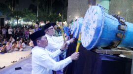 Walikota dan Wakil Walikota Tangerang Takbiran Bersama Warga di Al-A’Zhom.