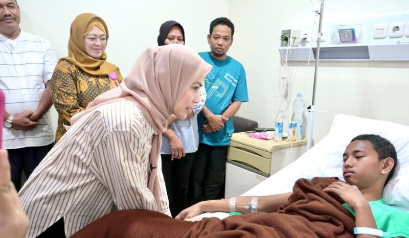 Bupati Serang Ratu Zakiyah Melayat Korban Rumah Ambrol di Ciruas, Minta Pendataan Ulang RTLH 