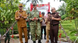 Dibangun TNI AD, Jembatan Garuda di Kampung Mayak Baros Diresmikan 