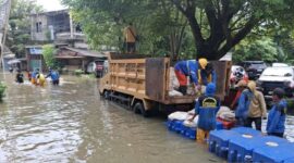 DPUPR Kota Tangerang Operasikan Puluhan Pompa Air untuk Tangani Banjir di Periuk