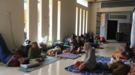 Pengungsi Apresiasi Respons Cepat Pemkot Tangerang Tangani Banjir di Periuk