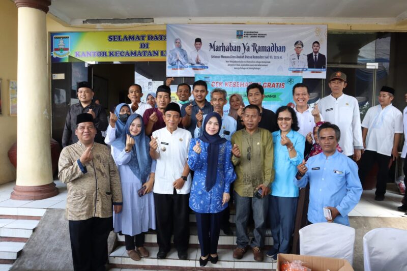Dibuka Bupati Serang Ratu Zakiyah, Warga Lebak Wangi Serbu Bazar Ramadan