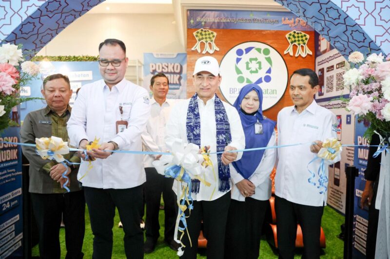 Tinjau Posko Mudik BPJS di Pelabuhan Merak, Wagub Banten Pastikan Layanan Kesehatan Pemudik