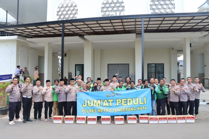 Polres Metro Tangerang Kota Rangkul Komunitas Ojol Lewat Program Jumat Peduli.