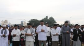 Sholat Ied di Kramatwatu, Najib Hamas Ajak Lanjutkan Kebaikan Selama Ramadhan