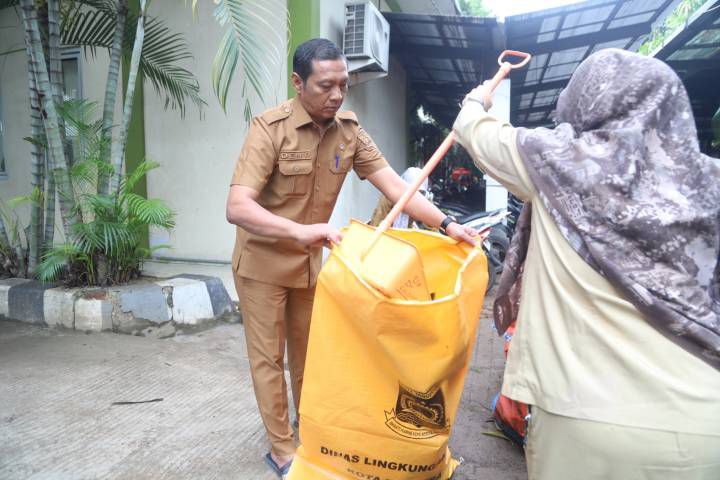 Gencarkan Gerakan Indonesia Asri, Pemkot Tangerang Rutin Gelar Korve Kebersihan Selasa dan Jumat