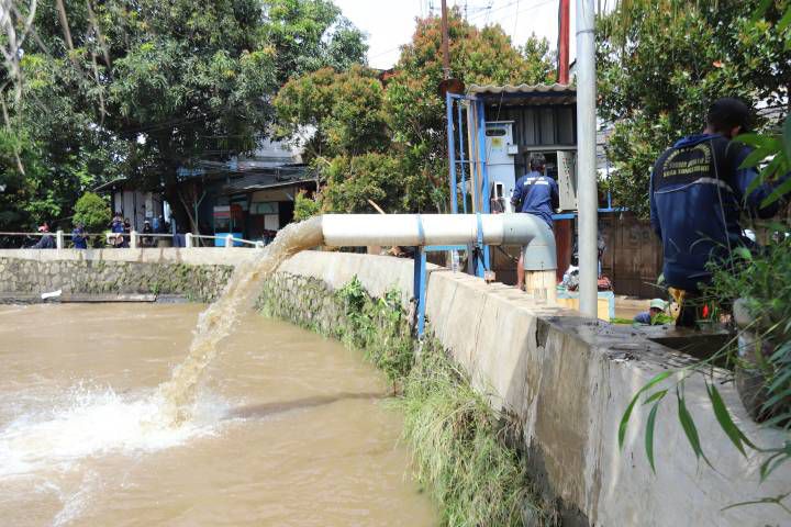 Surut Bertahap, Kawasan Candulan Cipondoh Masih Dalam Pemantauan