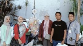 Kecamatan Karang Tengah Laksanakan Korve Jumat melalui Program Sedekah Sampah