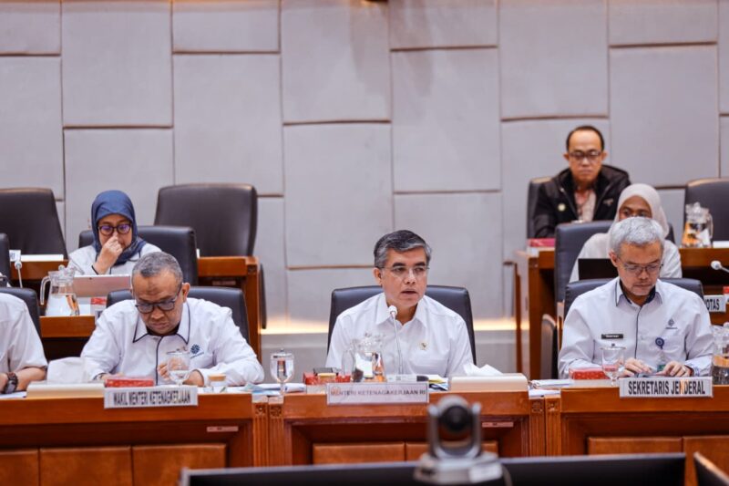 Antusiasme Tinggi, Menaker Ajukan Tambahan 150 Ribu Kuota Magang Nasional 2026