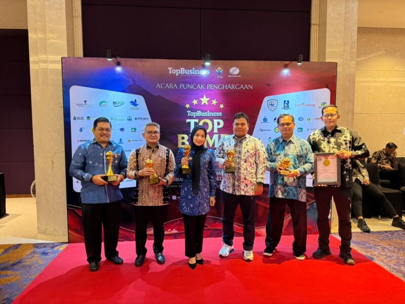 Bupati Serang Ratu Zakiyah Raih Penghargaan Top Pembina BUMD 2026