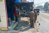 Penataan Pedagang Digelar, Trantib Jatiuwung Kembalikan Fungsi Trotoar
