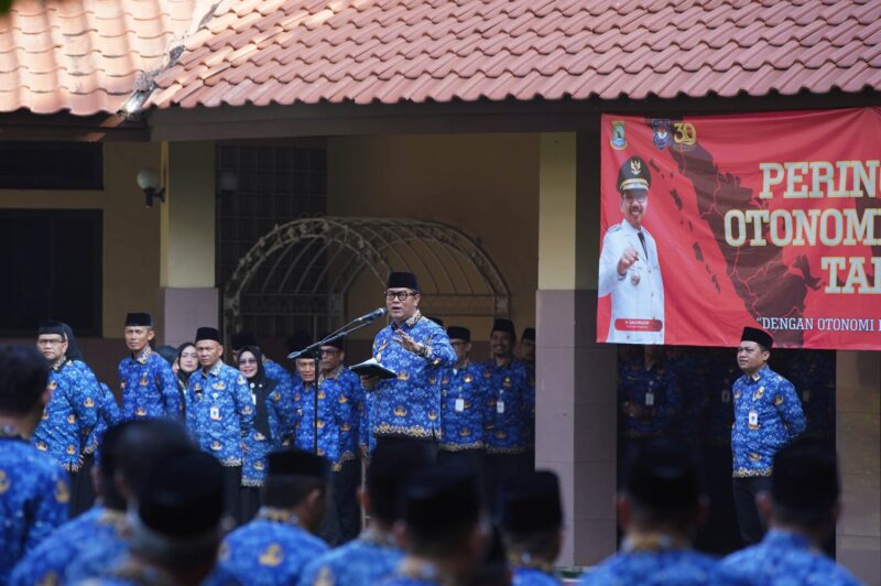 Wakil Walikota Tangerang Pimpin Upacara Peringatan Hari OTDA Ke-30