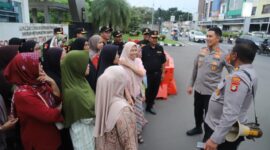 Perkuat Sinergi, Polres Metro Tangerang Kota Libatkan Sabuk Kamtibmas dan Gelar Jumat Peduli