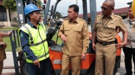 Bupati Tangerang Serahkan Peralatan Usaha WUB, Dorong Kemandirian dan Serapan Tenaga Kerja
