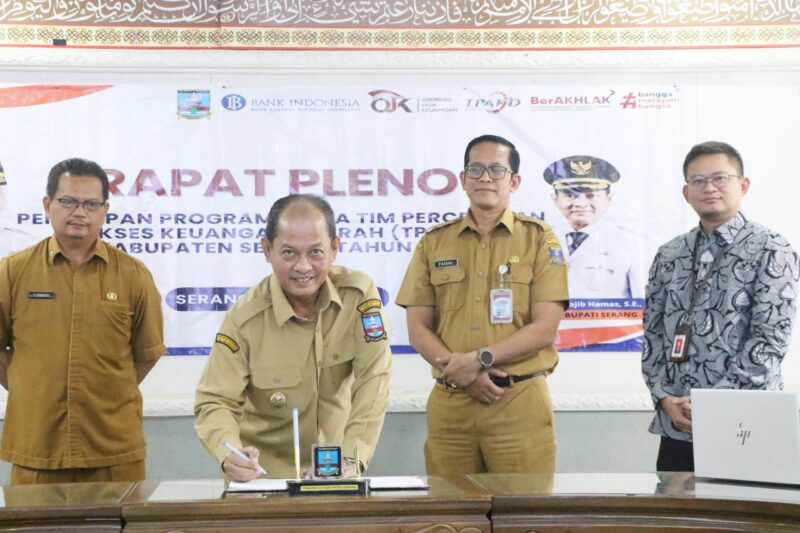 Edukasi Inklusi Keuangan, Wabup Najib Hamas Sebut Bangun Peradaban Kesadaran Masyarakat