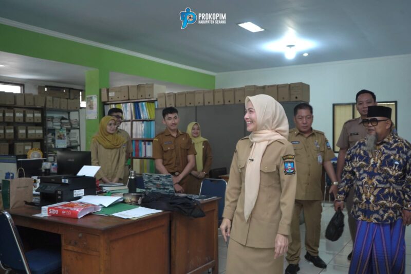 Bupati Serang Ratu Zakiyah Sidak dan Pantau Langsung Kinerja ASN di OPD-OPD