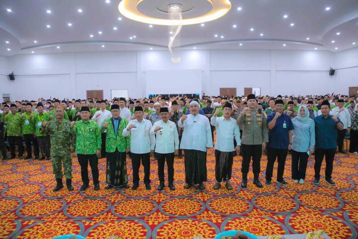 Wali Kota Tangerang Ajak DMI dan DKM Perkuat Peran Masjid dalam Pembinaan Umat