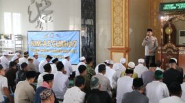 Ngobrol Bareng Warga di Masjid, Kapolres Metro Tangerang Kota Soroti Tawuran Remaja