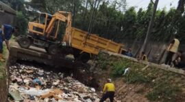 Gerak Cepat Tangani Penyumbatan, Pemkot Tangerang Normalisasi Kali Sabi Cibodas