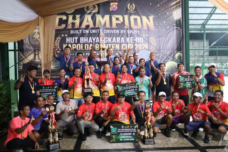 Kapolda Banten Raih Juara 2 Kejuaraan Tenis Kapolda Cup dalam Semarak Hari Bhayangkara ke-80

