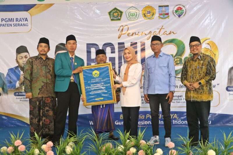 Satu Tahun Zakiyah–Najib, Insentif 20.445 Guru Madrasah dan Guru Ngaji Naik 50 Persen