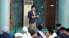 Khidmat, Ribuan Jemaah Gelar Salat Iduladha di Masjid Raya Al-A’zhom