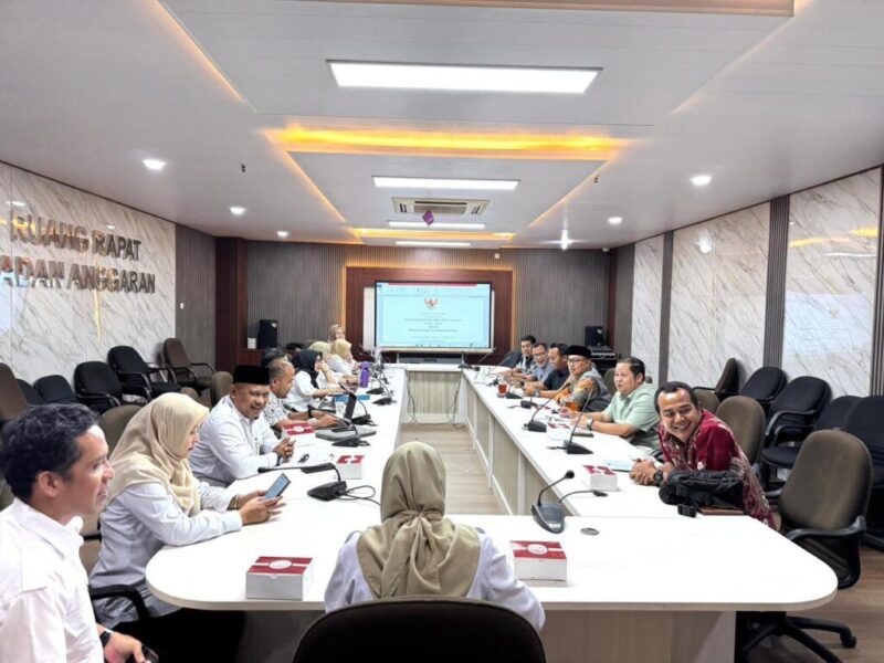 Pemkot dan DPRD Kota Tangerang Matangkan Raperda Keolahragaan
