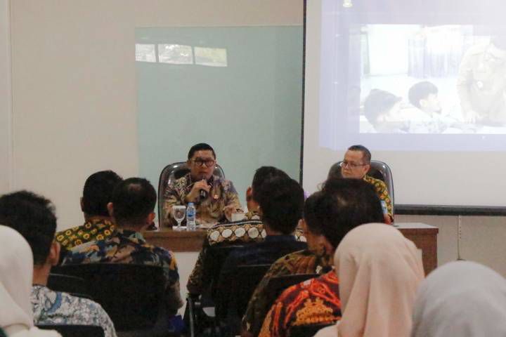 Tutup Pelatihan ASN, Maryono Tekankan Pentingnya Pelayanan Prima