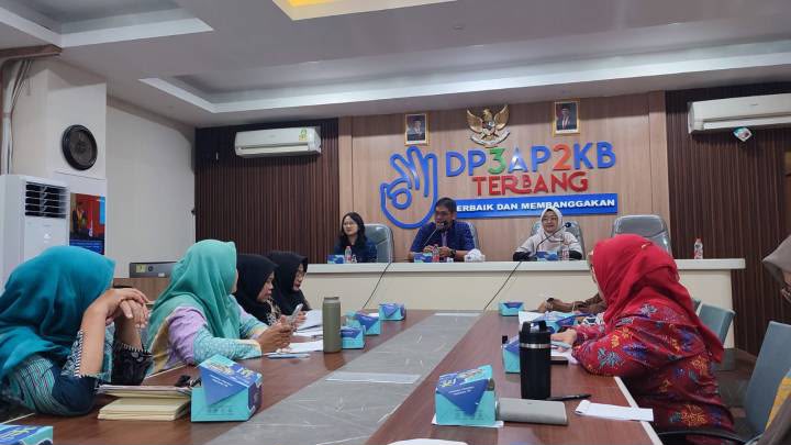 Perkuat Perlindungan Anak dan Keluarga, DP3AP2KB Kota Tangerang Bekali Kader Posyandu dengan DPA
