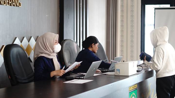 Dekatkan Layanan Kesehatan, Kecamatan Larangan Gandeng BPJS Kesehatan Gelar JKN Keliling