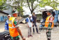 Koramil 02/Batuceper Kodim 0506/Tgr Gelar Sosialisasi Penanganan Darurat Sampah bersama Masyarakat  