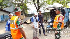 Koramil 02/Batuceper Kodim 0506/Tgr Gelar Sosialisasi Penanganan Darurat Sampah bersama Masyarakat  