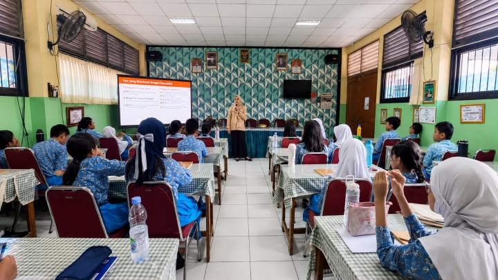 DWP Kota Tangerang Luncurkan Program DWP Mengajar untuk Bentuk Generasi Berkarakter 