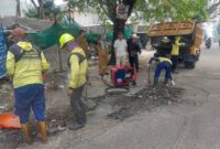 Pemkot Tangerang Kebut Perbaikan Jalan Adam Malik di Kecamatan Larangan