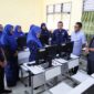 Tinjau SPMB Domisili Lingkungan di SMAN 1 Cilegon, Andra Soni Tegaskan Pendaftaran Harus Sesuai Mekanisme
