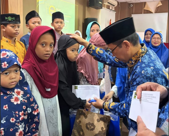 Sambut 1 Muharram 1448 H, Kecamatan Jatiuwung Santuni Puluhan Anak Yatim