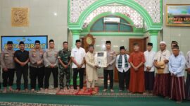 Jumat Curhat di Karawaci, Kapolres Ajak Warga Perangi Tawuran dan Narkoba