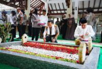 Kapolri Ziarah ke Makam Gus Dur, Kenang Nilai Perjuangan Sambut Hari Bhayangkara ke-80