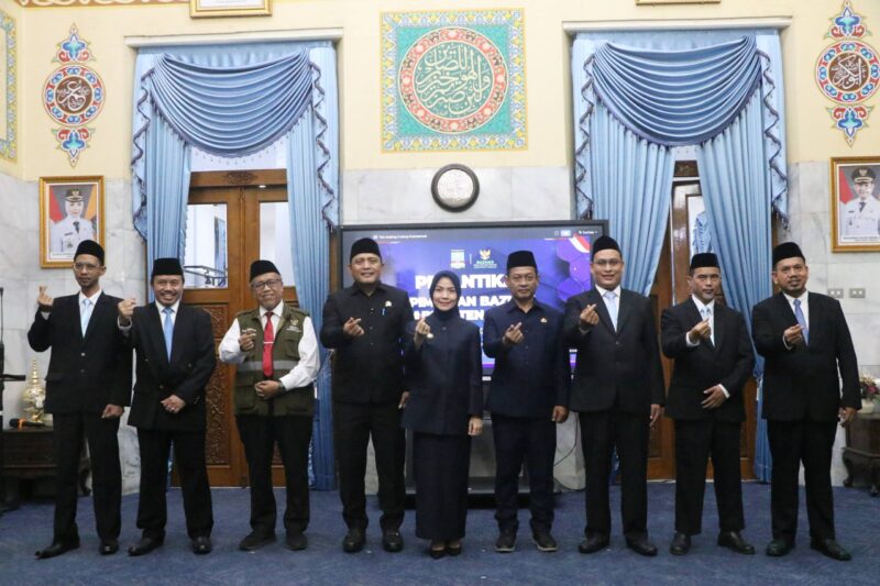 Dilantik, Bupati Serang Minta Pimpinan Baznas Hadirkan Inovasi Tingkatkan Pengumpulan ZIS