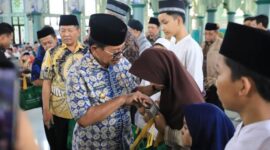 Ribuan Anak Yatim Ikuti Santunan dan Makan Bersama di Festival Al-A’zhom XIII