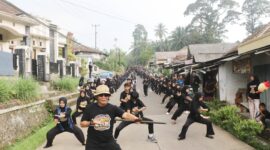 2 Ribu Warga Meriahkan Gladi Festival Ciomas Ngabring 2026, Puluhan Lampion Diterbangkan  