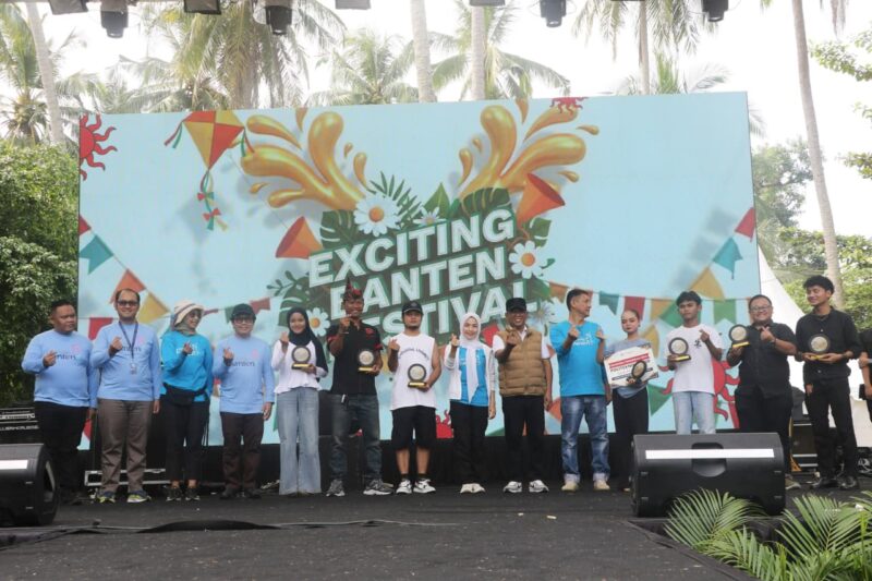 Mendes Yandri Afirmasi Bantuan Kembangkan Objek Desa Wisata dan Pantai di Banten 
