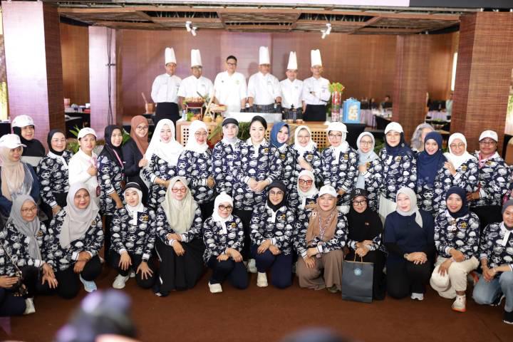 Lewat Fun Cooking, TP PKK Kota Tangerang Angkat Potensi Pangan Lokal di APEKSI 2026