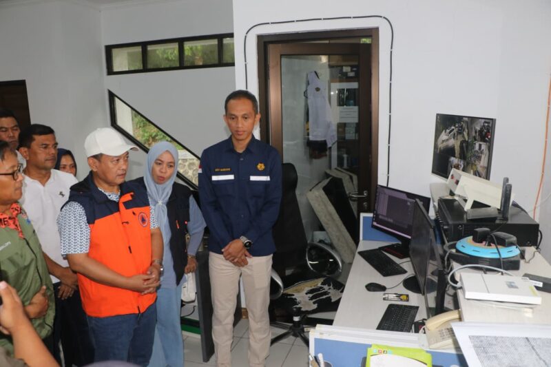 Status GAK Siaga, Wabup Serang Pastikan Pantai Anyer-Cinangka Aman dan Nyaman
