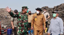 Kebakaran TPA Jatiwaringin Mulai Terkendali, Maesyal Pastikan Penanganan Terus Dimaksimalkan