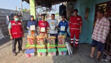 PMI Kota Tangerang Salurkan Bantuan untuk Korban Kebakaran di Neglasari