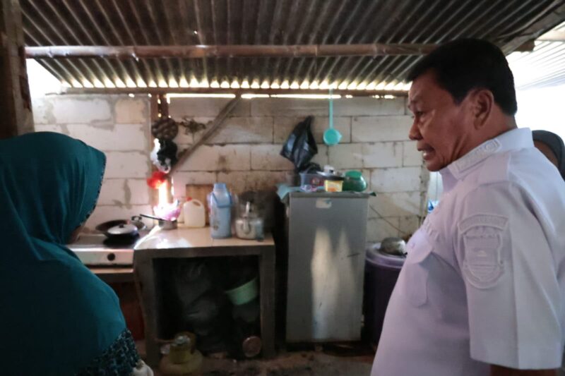 Bupati Tangerang Tinjau Program RTLH di Tigaraksa, Pastikan Bantuan Tepat Sasaran